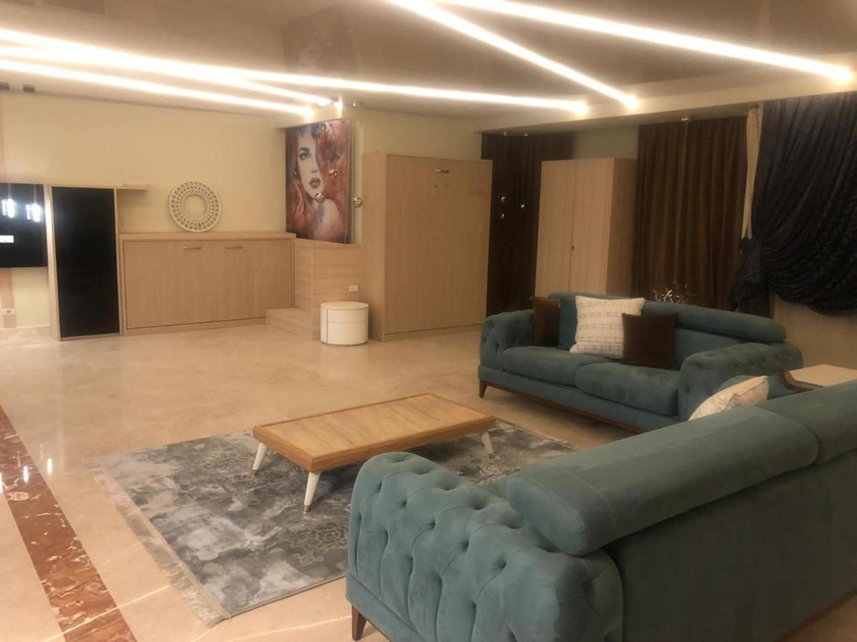 ميلسا ستارز Apartment